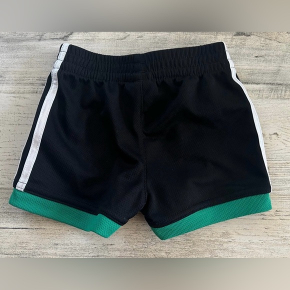 ***sold** Adidas Boys 2 Piece Short Set Size 3 months - Picture 4 of 5